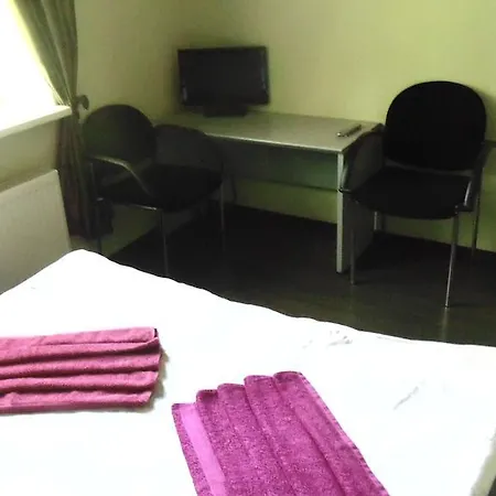 Atrium 3*