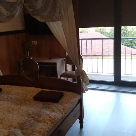 Atrium Hotel